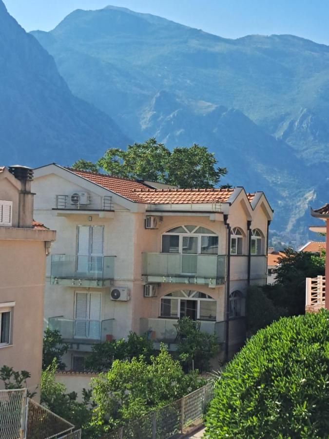 Apartments With Sea View In Prcanj Kotor Eksteriør billede