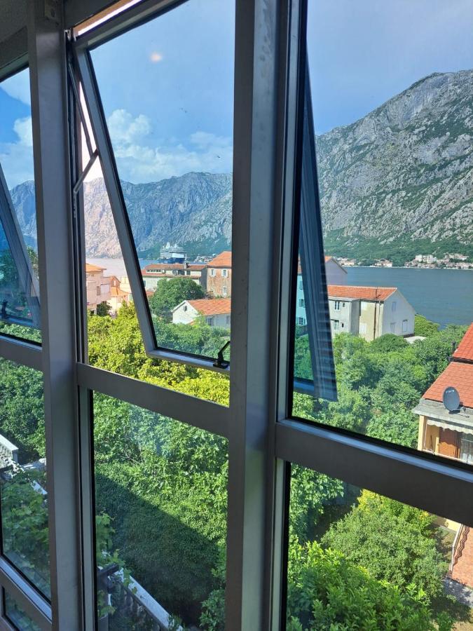 Apartments With Sea View In Prcanj Kotor Eksteriør billede