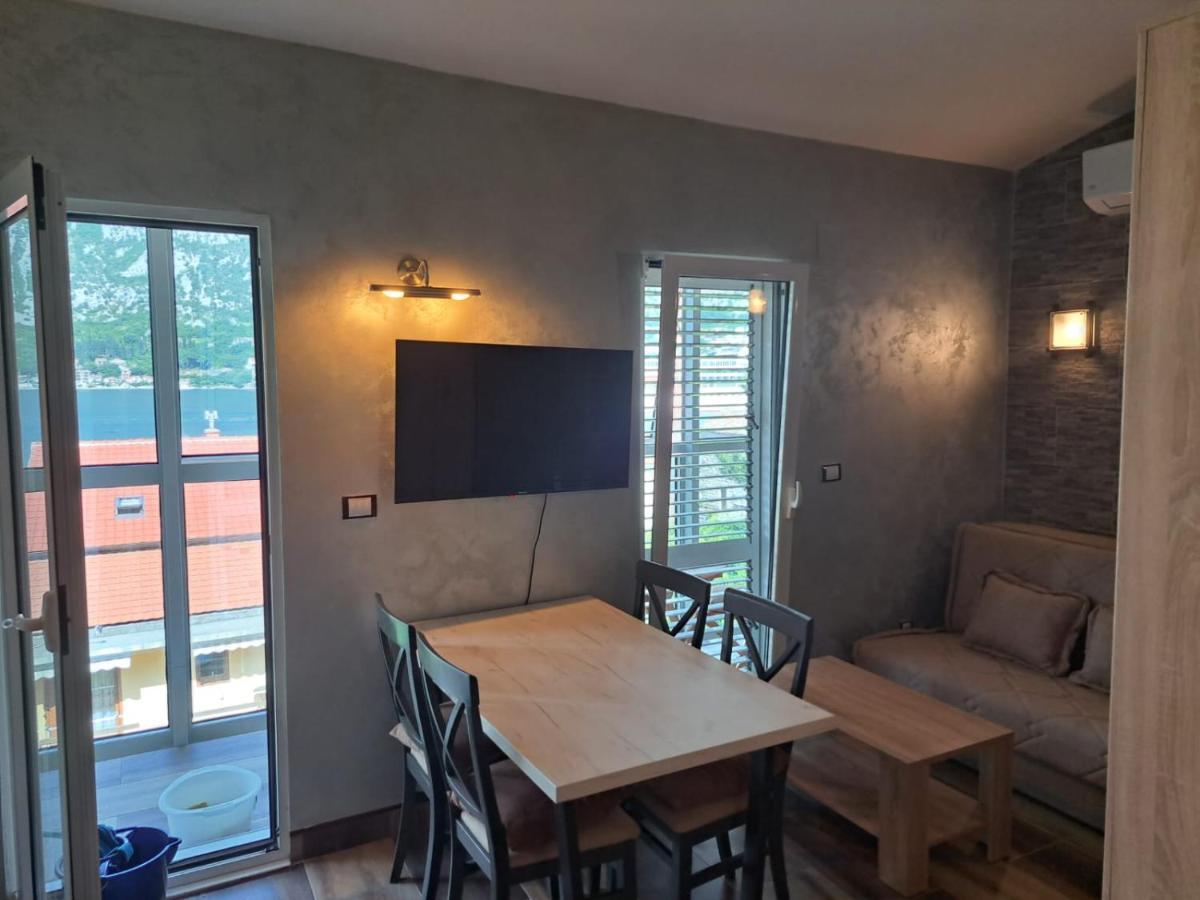 Apartments With Sea View In Prcanj Kotor Eksteriør billede
