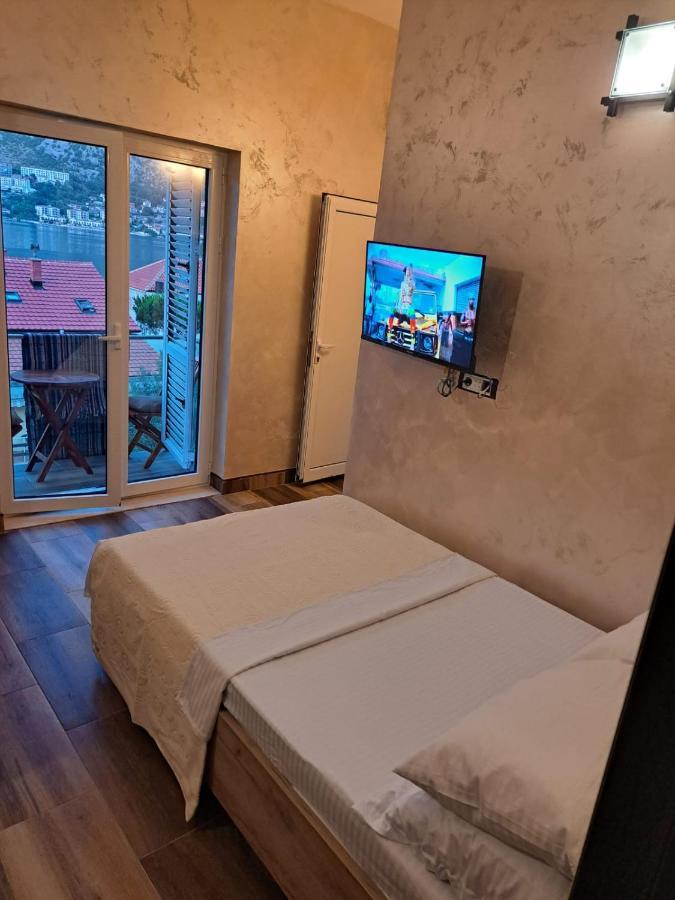 Apartments With Sea View In Prcanj Kotor Eksteriør billede