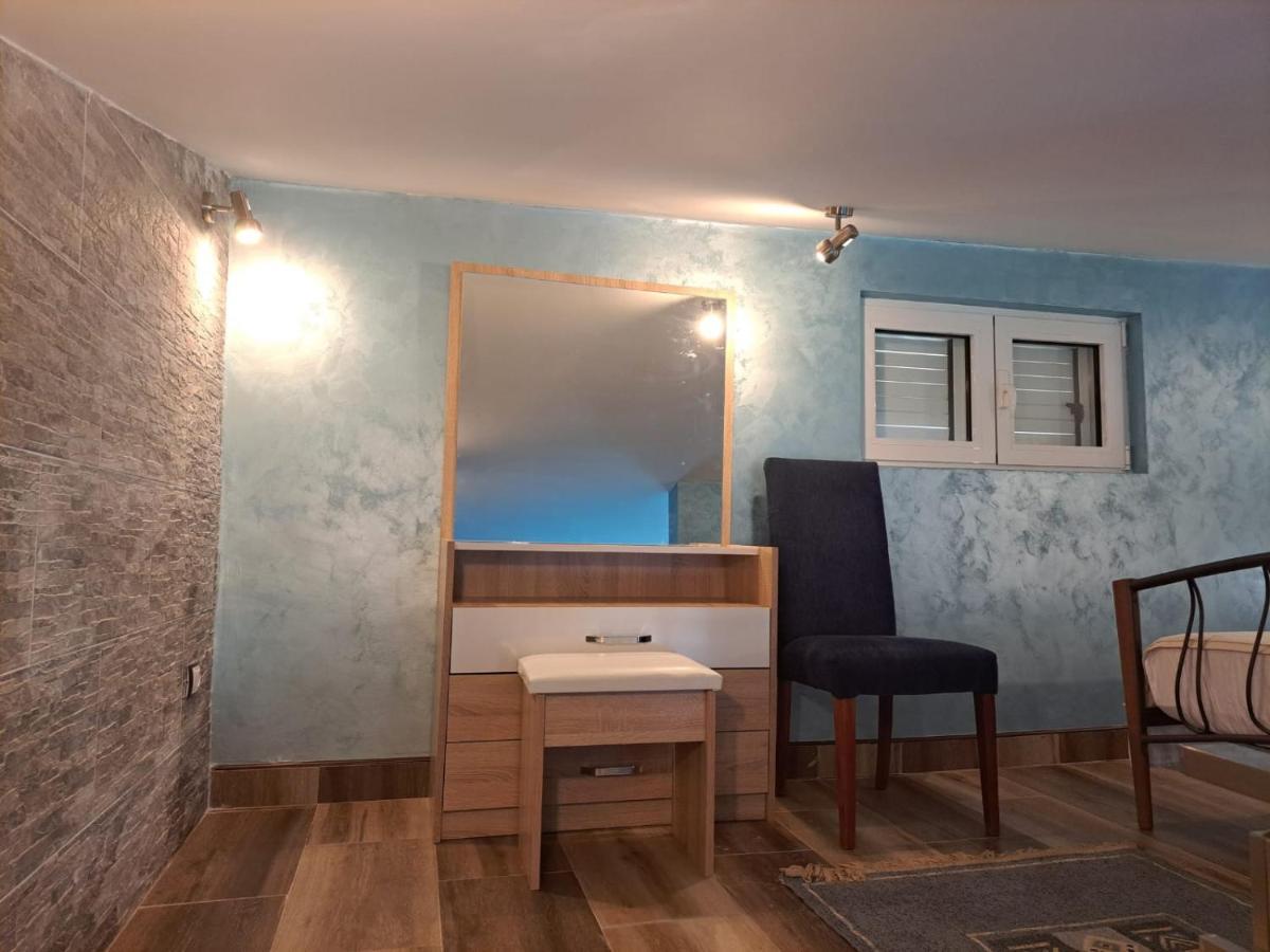 Apartments With Sea View In Prcanj Kotor Eksteriør billede